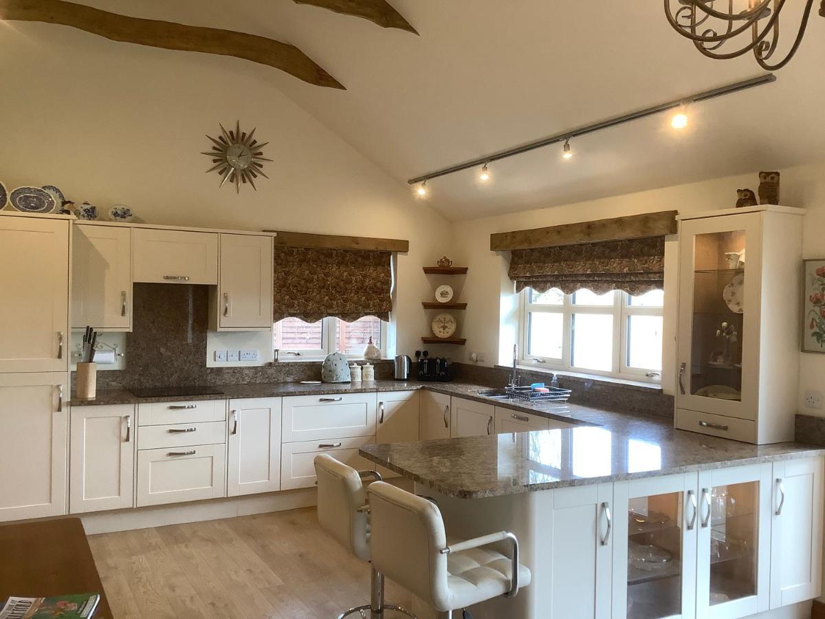 Orchard Cottage, Clematis Cottages, Stamford. Accessible Luxury Home. Ngoại thất bức ảnh